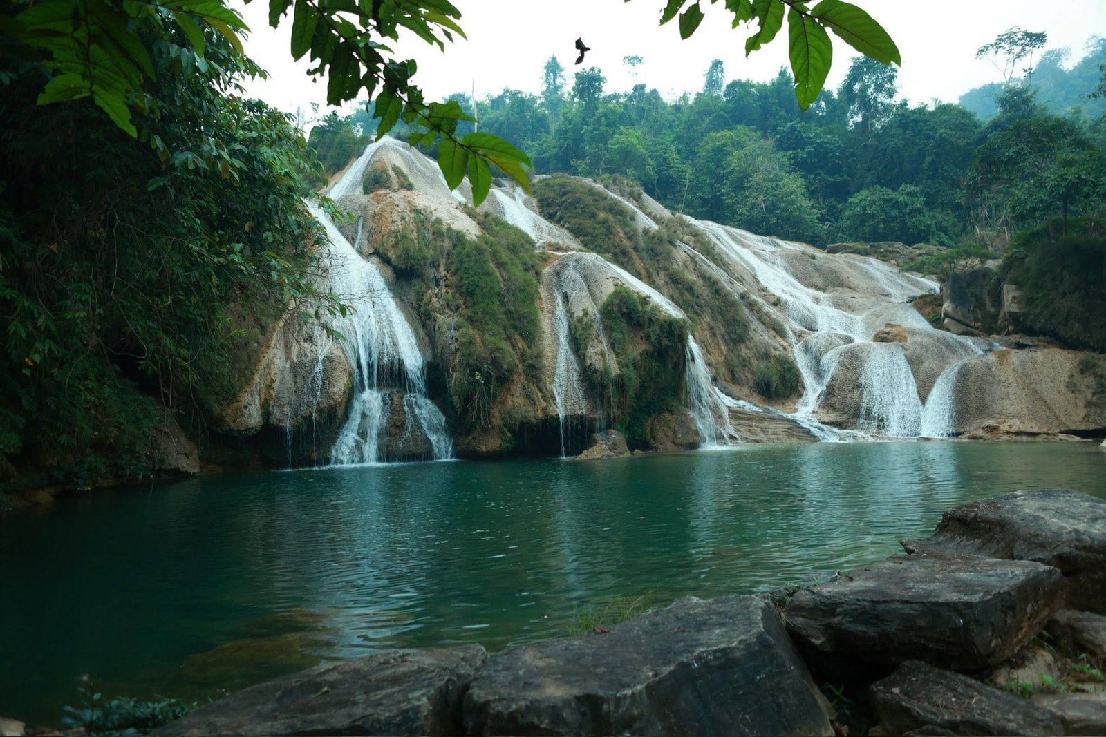 4-Day Ban Ba Waterfall Majestic Cycling Tour from Hanoi